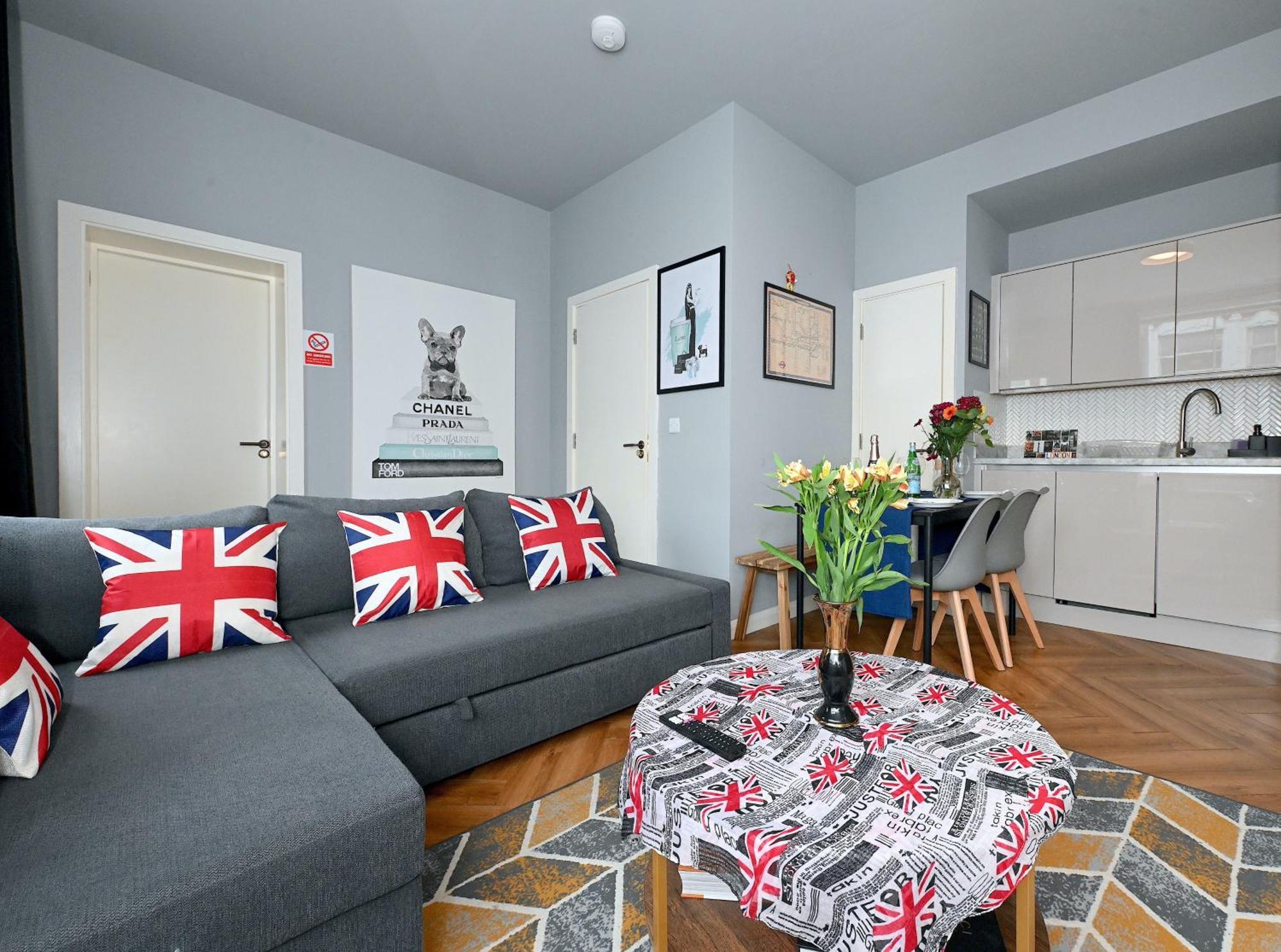 1 Bedroom Flat In Wood Green Piccadilly Line London Bagian luar foto