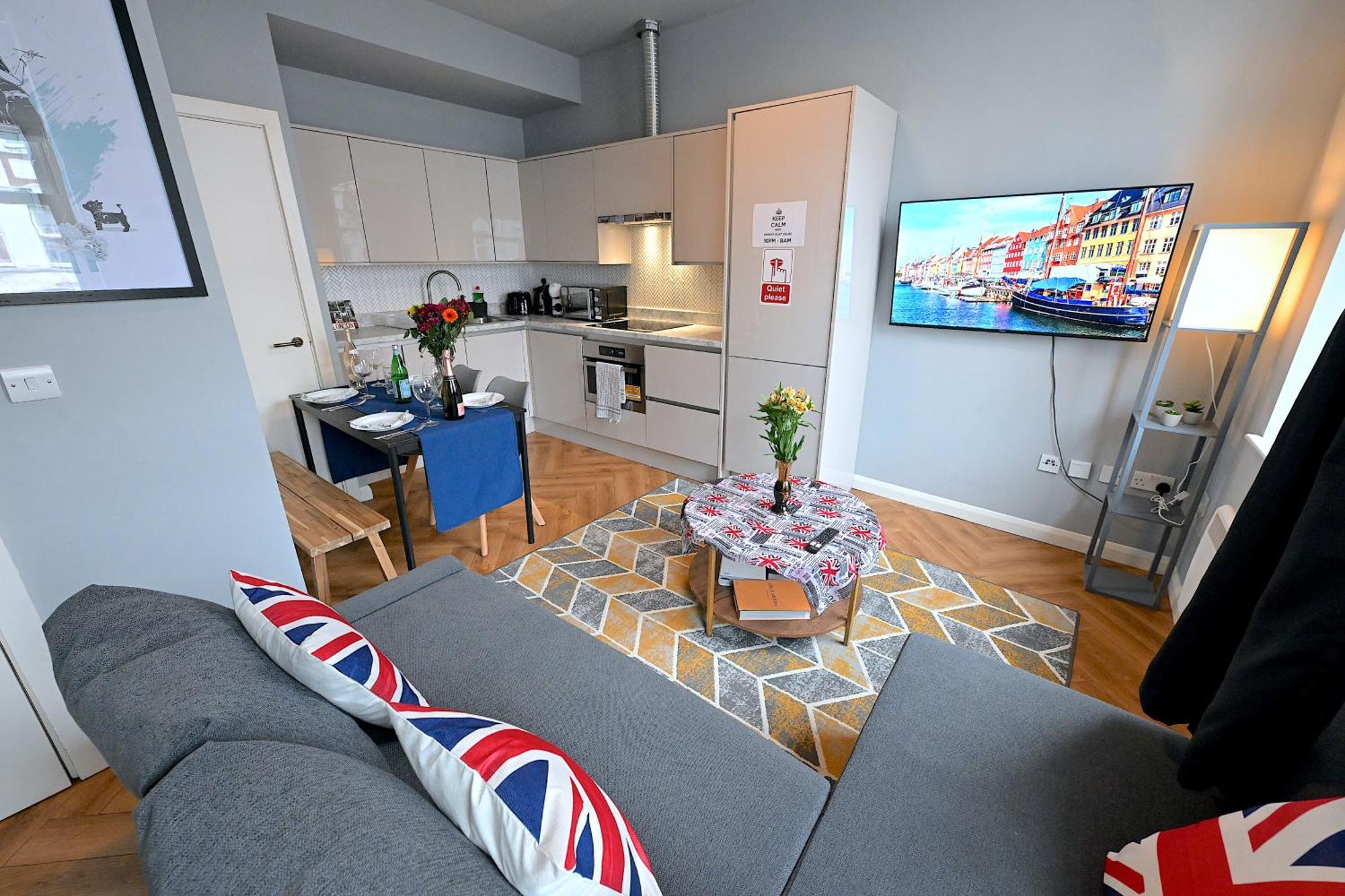 1 Bedroom Flat In Wood Green Piccadilly Line London Bagian luar foto